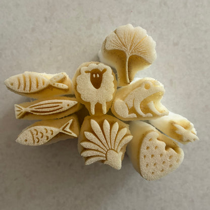 Stempel z pianki do zdobienia ceramiki -owca W024