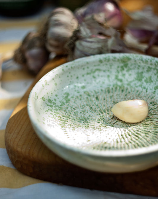 Ceramiczna tarka do warzyw - biało-zielona
